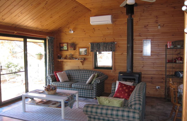 Edelweiss Cottage B&B - Photo 8