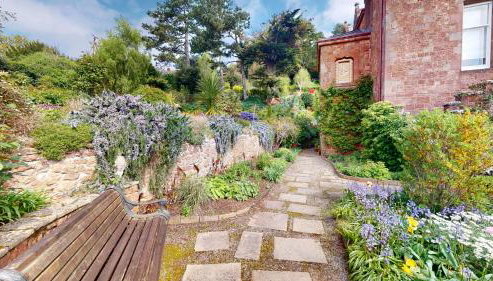 Elgin Tower apartment - Photo 5, Garden, Garden view