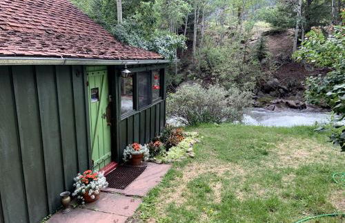 Romantic Hideaway Cottage on Clear Creek in Georgetown, Colorado - Foto 18