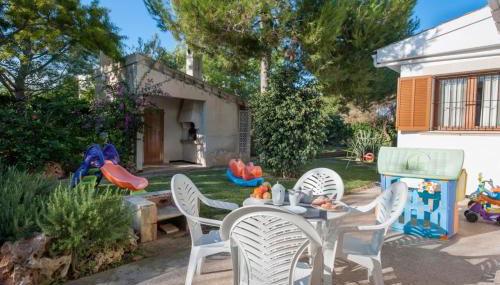 Miloca in Muro With 3 Bedrooms and 2 Bathrooms - Photo 5, Garden