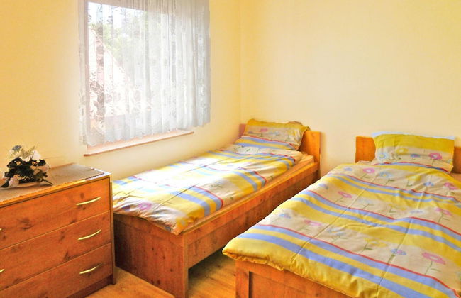 Semi-detached House With Fireplace, Rowy - Photo 7