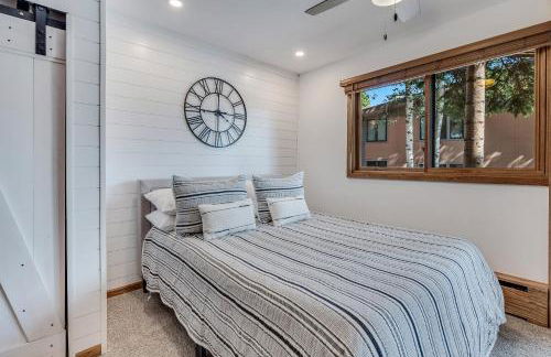 Laurelwood Condominiums 102 - Foto 20