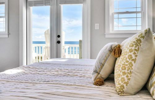 Walkable Topsail Retreat with Hot Tub and Views - Foto 35