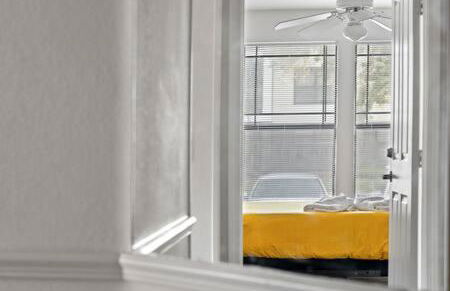 2 MI to USF + Long Term Stays allowed + Gym + Pool - Foto 41