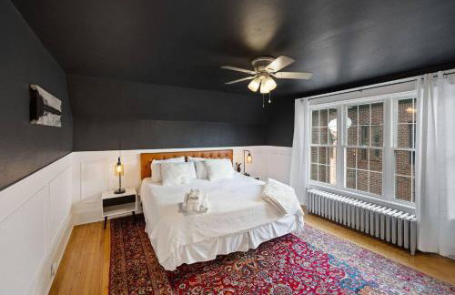 4-Bedroom Downtown Main St , great location! - Foto 4