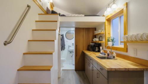 #StayInMyDistrict Overlook Backyard Tiny Suite - Photo 2