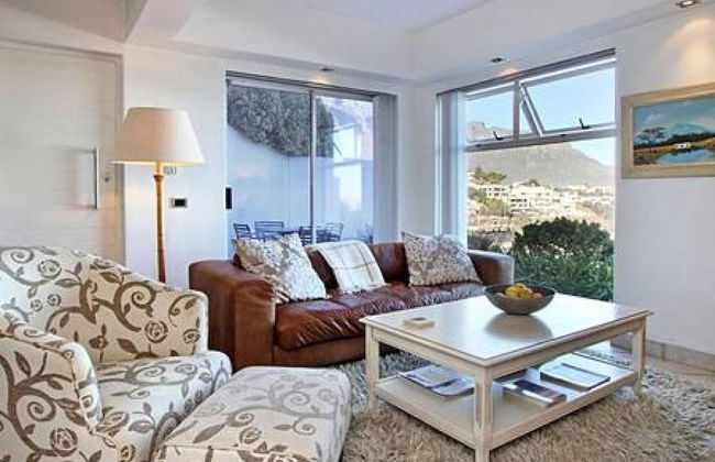 Holiday Apartment w Sea Views Pool CBT Suite - Photo 8