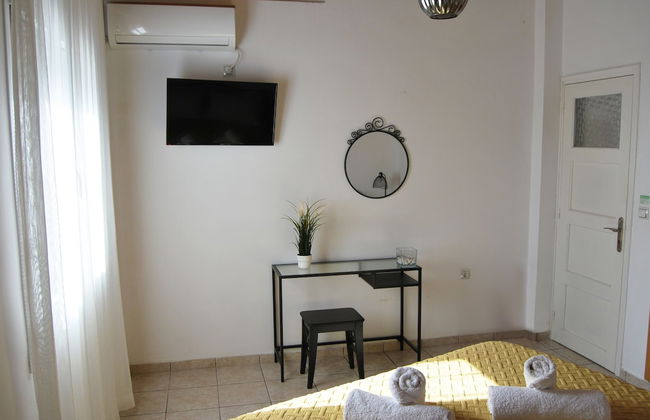 Chrysiida Luxury Suites - Photo 77