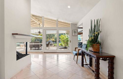 Airy Large Backyard Oasis Perfect Family Getaway - Foto 38