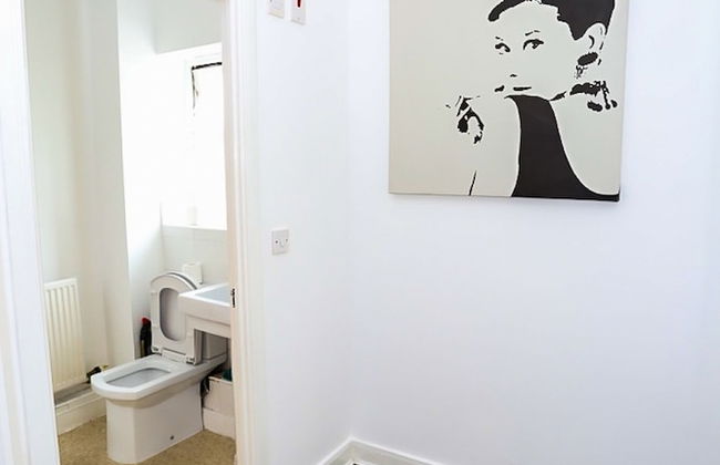 Modern 2 Bedroom Apartment - Foto 23