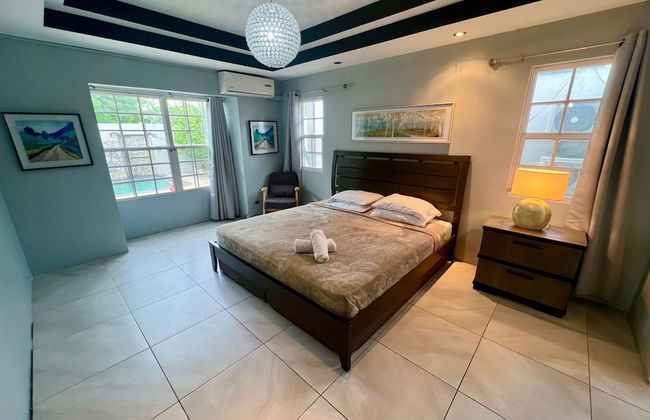 Pool and Jacuzzi Vacation Home - Foto 24