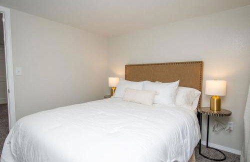 NEW Charming Home in the Heart of North Fargo - Foto 63