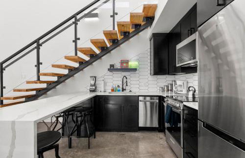 Quantum Tiny Loft at East End Revitalized - Foto 18