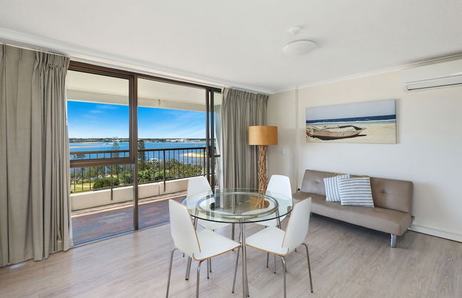 Palmerston Tower on Southport Broadwater - Foto 3