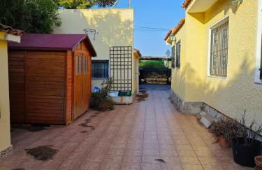 Beautiful home with spacious land in San Vicente - Photo 10