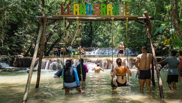 Un columpio en Llano Grande