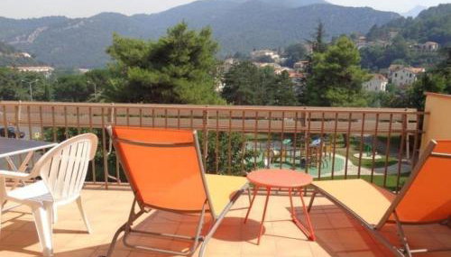 Charmant F1 avec terrasse et garage, proche cures et centre-ville d'Amélie-les-Bains. - FR-1-703-73 - Foto 4