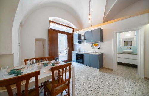 Historic Town Center, Parking Nearby - Foto 9