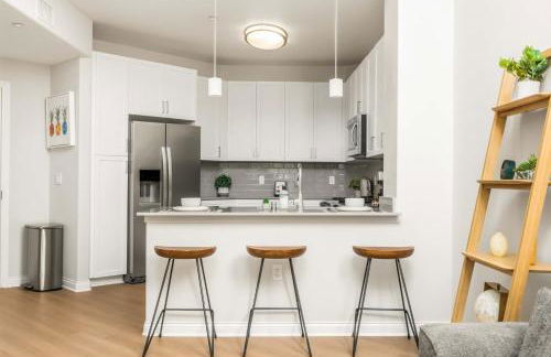 Central Irvine 1BR Loft w Work Setup by Anyplace - 11750 - Foto 5