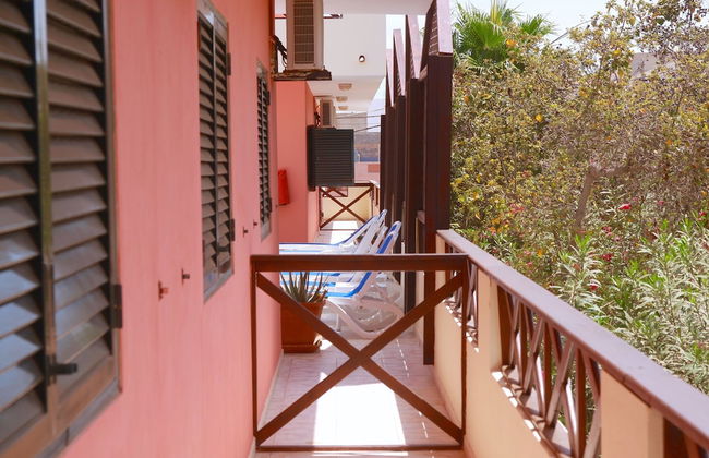 Nautilus Aparthotel - Photo 12