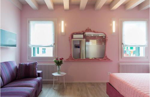 Tiffany Home - Photo 24