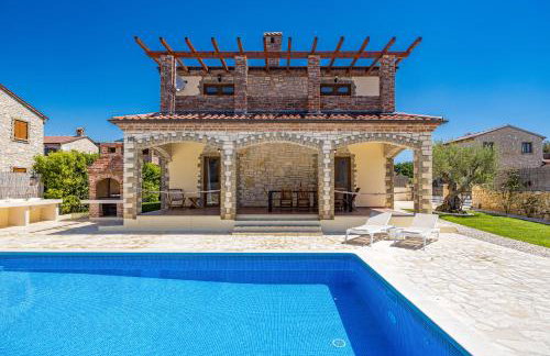 Villa Brioni with pool by Rentistra - Foto 2