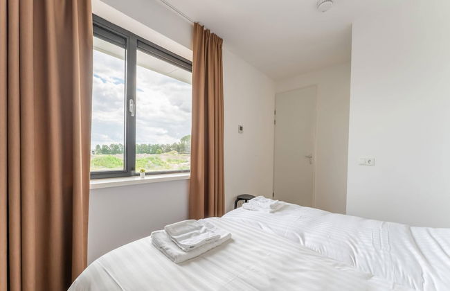 Villa in Zeewolde Near Flevostrand Beach - Photo 4