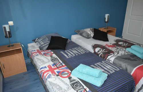 villa classée 4 étoiles avec piscine et boulodrome - Photo 28