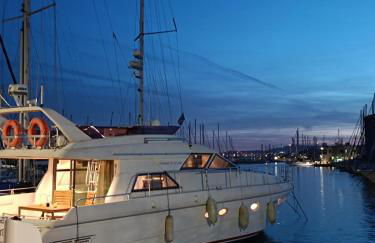 Yacht night in Barcelona - Foto 8