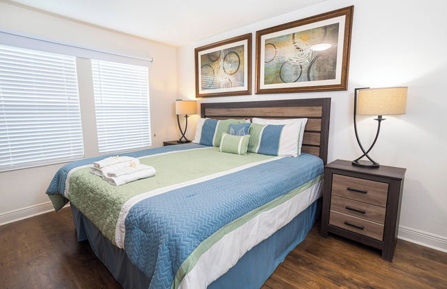 Beautiful Townhome With Hot Tub 13 - Photo 4