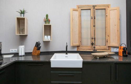 Luxury Apartment near Royal Palace - Photo 28