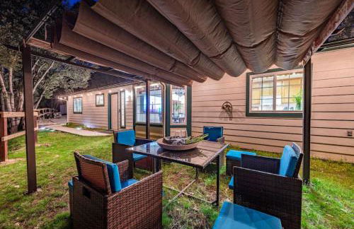 Manic Mountain Forest Cabin 3 miles from Bass Lake - Foto 20