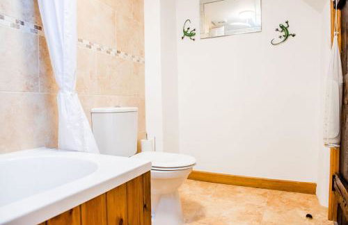 Thursdays Corner Tudor Cottage - Foto 36