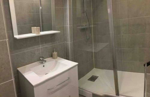 Agréable deux pièces avec loggia - Foto 9