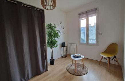 Les chats pitres Maison au calme rénovée avec jardin clos sans vis à vis , terrasse aménagée, abri à vélo, parking gratuit, 5 mn à pied du centre Bayeux proche des plages du débarquement - Foto 26