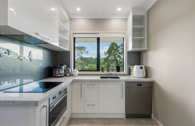 Luxe Whitford Mansion - Pool & Tennis Court - Photo 26