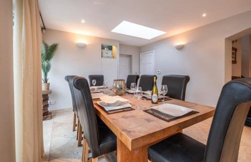 5BDR Luxe Villa By Torr Property Group Short Lets & Serviced Accommodation With Free Parking & River View Stratford-Upon-Avon - Foto 6