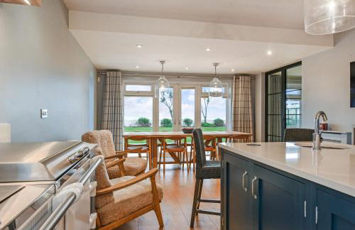 Sun Beach House - Photo 20