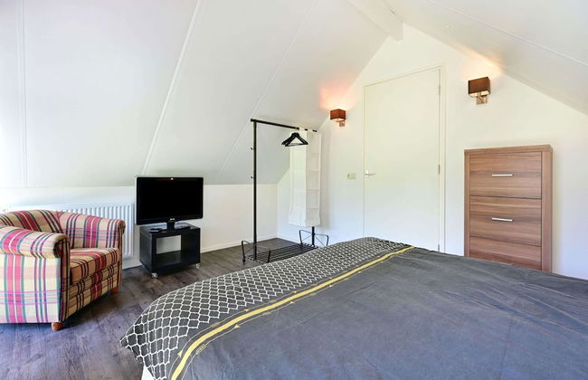 Chalet With Gorgeous View of the Natural Surroundings - Photo 11