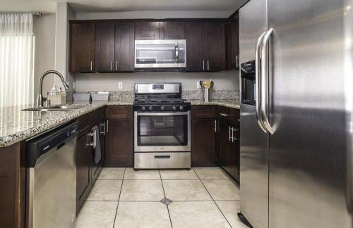 Viva Vegas Cozy 3BR Home Minutes from the Strip - Photo 33