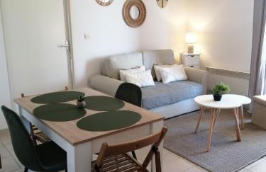 Le cocon de Marie,piscine, balcon, parking gratuit, baignoire - Foto 5