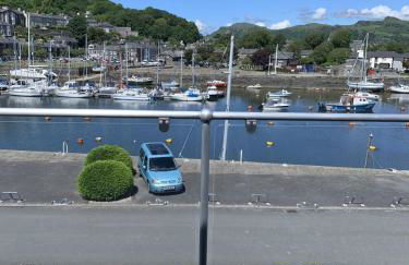 Harbour Haven: Spectacular Views - Photo 2