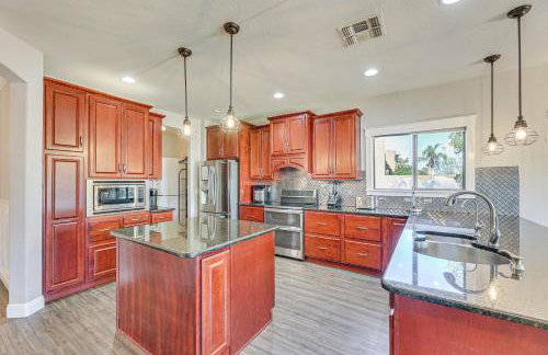 Expansive Mesa Retreat w/ Private Outdoor Pool! - Foto 3