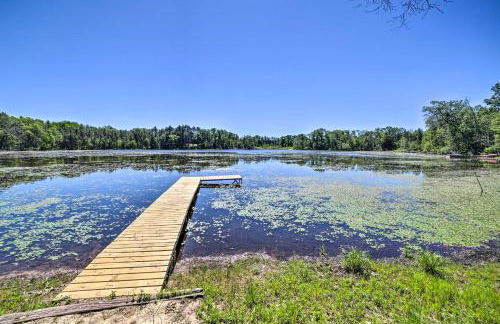 Lakefront Wisconsin Cottage with Dock and Hot Tub! - Foto 32