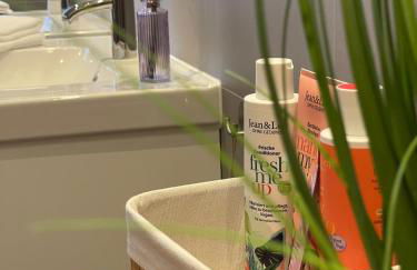 Lüftenblick - 2 Ferienwohnungen am Starnberger See, mit Terrasse oder Balkon, Weitblick, Sauna, Kamin, E-Ladestation - Foto 36