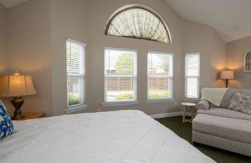 Pool, Games & World Cup Fun for the Whole Family - Foto 20