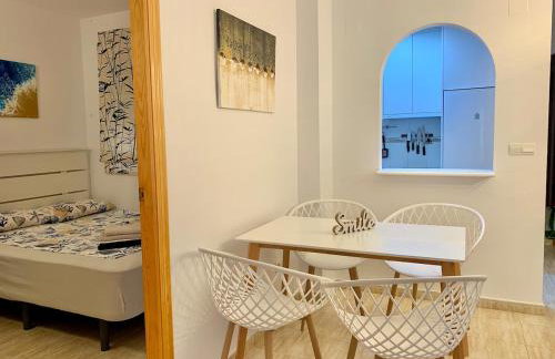 Tolle Wohnung mit 2 Schlafzimmern, Balkon und Pool - Foto 11