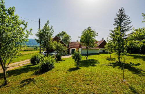 Beautiful cottage with heated pool for 22 ppl - Foto 44