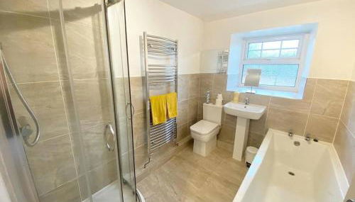 43 Heol Maelor- A Homely Cottage in Wrexham, North Wales - Foto 4