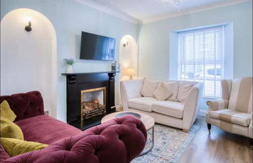 Family-Friendly Pink Cottage Central Tenby - Foto 18